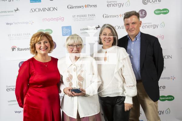 Picture by Sophie Rabey.  19-10-24.  Guernsey Press Pride of Guernsey Awards 2024 at St Pierre Park.
Bailiwick Community Hero of the Year sponsored by Vega Technology.  L-R Louise Misselke, Helen Sarchet and Bella Farrell from Health Connections Voluntary Transport Service and David Collings (Sponsor).