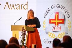 Pic supplied by Andrew Le Poidevin, 19-10-2024. The 2024 Guernsey Press Pride of Guernsey Awards night at St Pierre Park Hotel.
Parents of the Year Award sponsored by Leapfrog.
Presented by Vicki Eppelein.