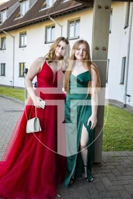 Picture by Luke Le Prevost. 22-06-23.
Blanchelande College Year 11 Prom at The Peninsula. L-R Lydia Allan and Emma Battle (both 16)