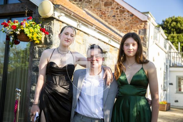 Picture by Luke Le Prevost. 23-06-23.
Les Beaucamps High School Prom 2023 at The Farmhouse Hotel. L-R Neave Carre (16), Olivia Gallienne (16) and Rudie Sturgeon (16)