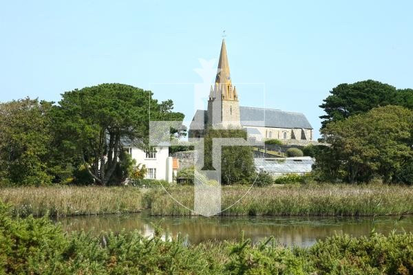 Picture by Adrian Miller 29-08-17  
Scenics  Island scene  coast  bay
Vale Church Vale Pond