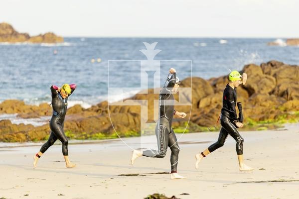 Pictures by Connor Rabey.
08/06/25
Supersprint Triathlon at Grandes Rocques this morning.