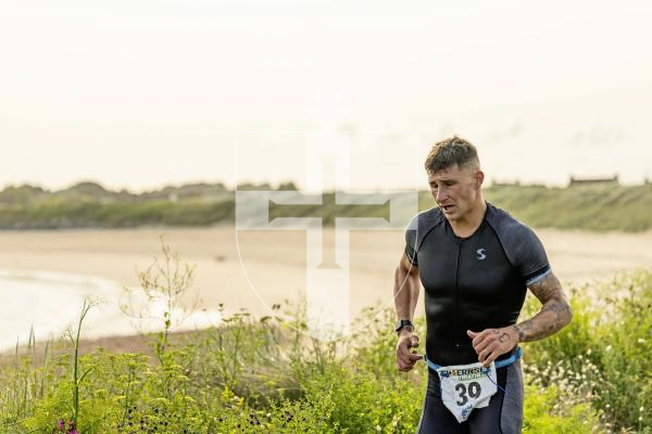 Pictures by Connor Rabey.
08/06/25
Supersprint Triathlon at Grandes Rocques this morning.