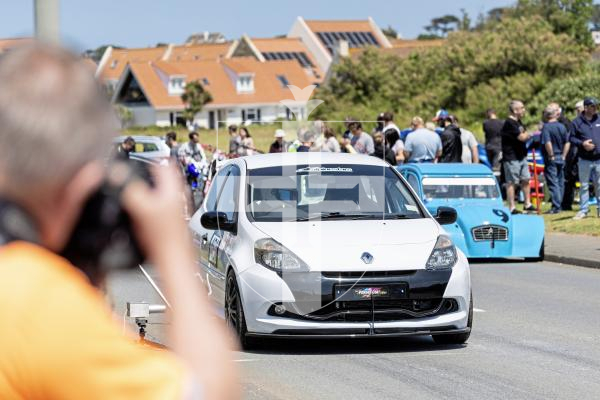 Picture by Peter Frankland. 14-06-25 Sprint at Vazon. Declan Brehaut.
