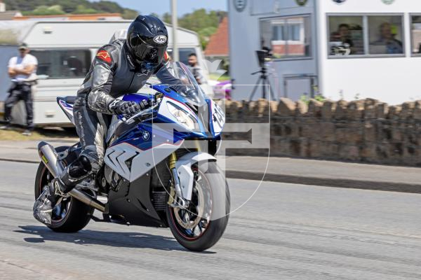 Picture by Peter Frankland. 14-06-25 Sprint at Vazon