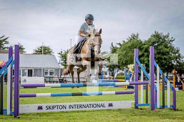 Picture by Peter Frankland. 23-08-25 Horse of the Year Show at Chemin Le Roi. Laura Miller on LSF Amazing Grace.