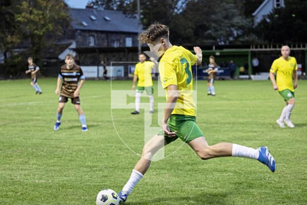 Picture by Sophie Rabey.  09-09-25.  Football Action at Corbet Field.  Vale Rec vs North.