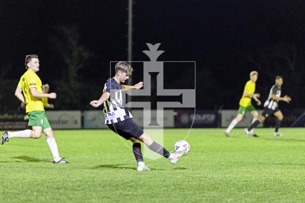 Picture by Sophie Rabey.  30-09-25.  Football action at Blanche Pierre Lane - Vale Rec vs Saints.