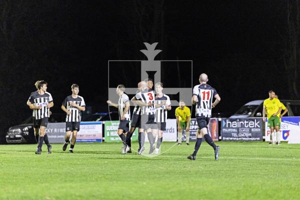 Picture by Sophie Rabey.  30-09-25.  Football action at Blanche Pierre Lane - Vale Rec vs Saints.