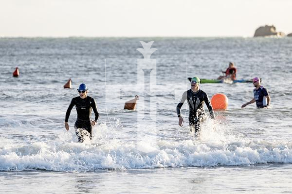 Picture by Sophie Rabey.  05-10-25.  Super-Sprint Try A Tri to celebrate the 10th Anniversary - Pembroke Bay.
