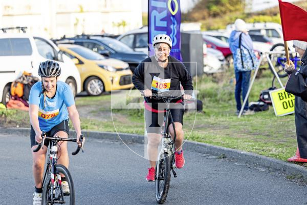 Picture by Sophie Rabey.  05-10-25.  Super-Sprint Try A Tri to celebrate the 10th Anniversary - Pembroke Bay.