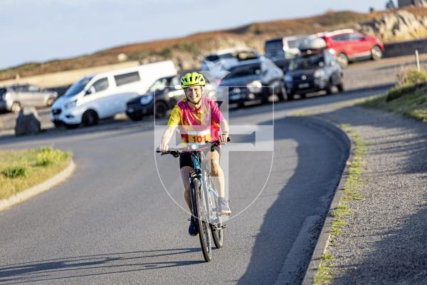 Picture by Sophie Rabey.  05-10-25.  Super-Sprint Try A Tri to celebrate the 10th Anniversary - Pembroke Bay.