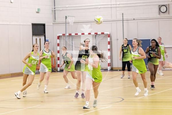 Picture by Sophie Rabey.  21-10-25.  Netball Action at Les Varendes.  Rezzers Black vs Lightning Storm.