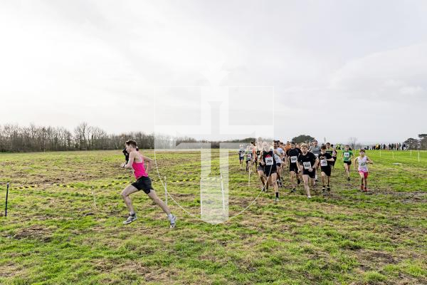Picture by Sophie Rabey.  06-12-25.  Cross Country running at St Germain.