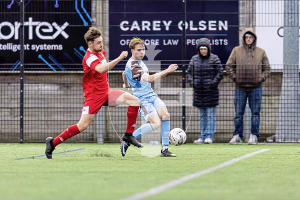 Picture by Peter Frankland. 20-12-25 Football at KGV - North v Sylvans Reserves. FA Cup game.