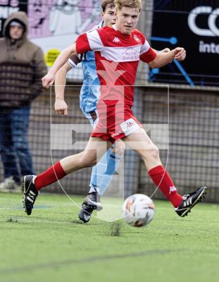 Picture by Peter Frankland. 20-12-25 Football at KGV - North v Sylvans Reserves. FA Cup game.