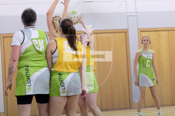 Picture by Peter Frankland. 20-01-26 Netball at Les Varendes - Lightning Strike v Lightning Storm.