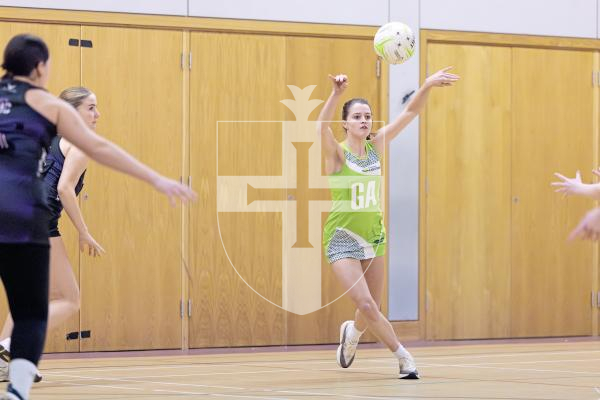 Picture by Peter Frankland. 20-01-26 Netball at Les Varendes - Lightning Flash v Blaze.
