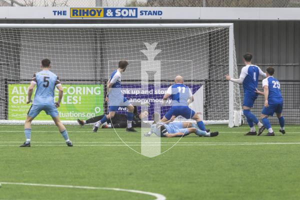 Picture by Peter Frankland. 21-02-26 Football at Victoria Park. Rovers v North.