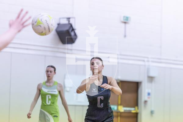 Picture by Peter Frankland. 17-03-26 Netball at Les Varendes. Pula Blaze v Lightning Flash.