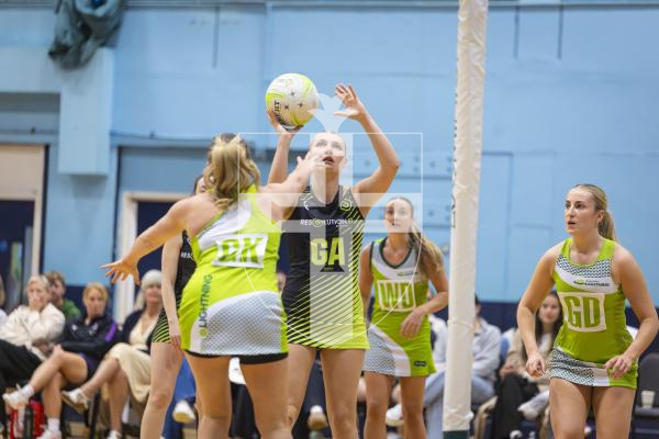 Picture By Peter Frankland. 02-05-26 Netball at Beau Sejour - Rezzers Green v Lightning Strike.