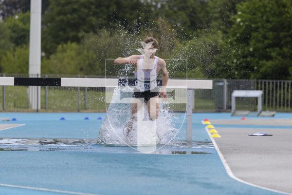 Picture By Peter Frankland. 02-05-26 Athletics - Track and Field at Footes Lane.