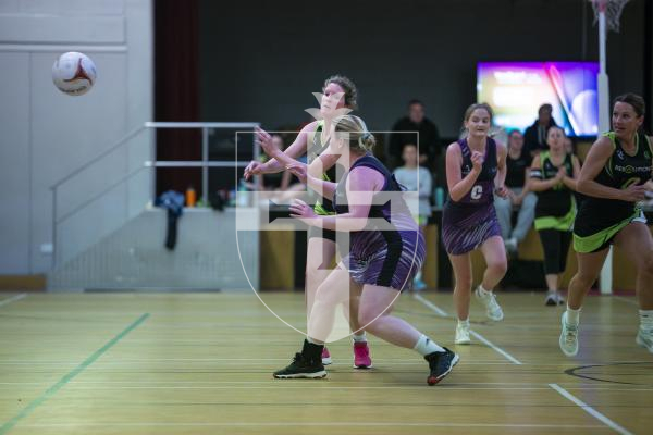 Picture by Peter Frankland. 18-09-24 Netball at Les Varendes. Rezzers Black v SNC Pula. HHYY