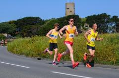Photo by Andrew Le Poidevin, 15-06-2025. Guernsey Athletics Chertsey House Dental Road Series. Fathers Day 10k. Imperial Hotel to Grande Rocque.