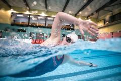 Picture by Peter Frankland. 22-02-24 Barracudas swimmer Delphine Riley training at St. Sampson's. High School. Underwater images.